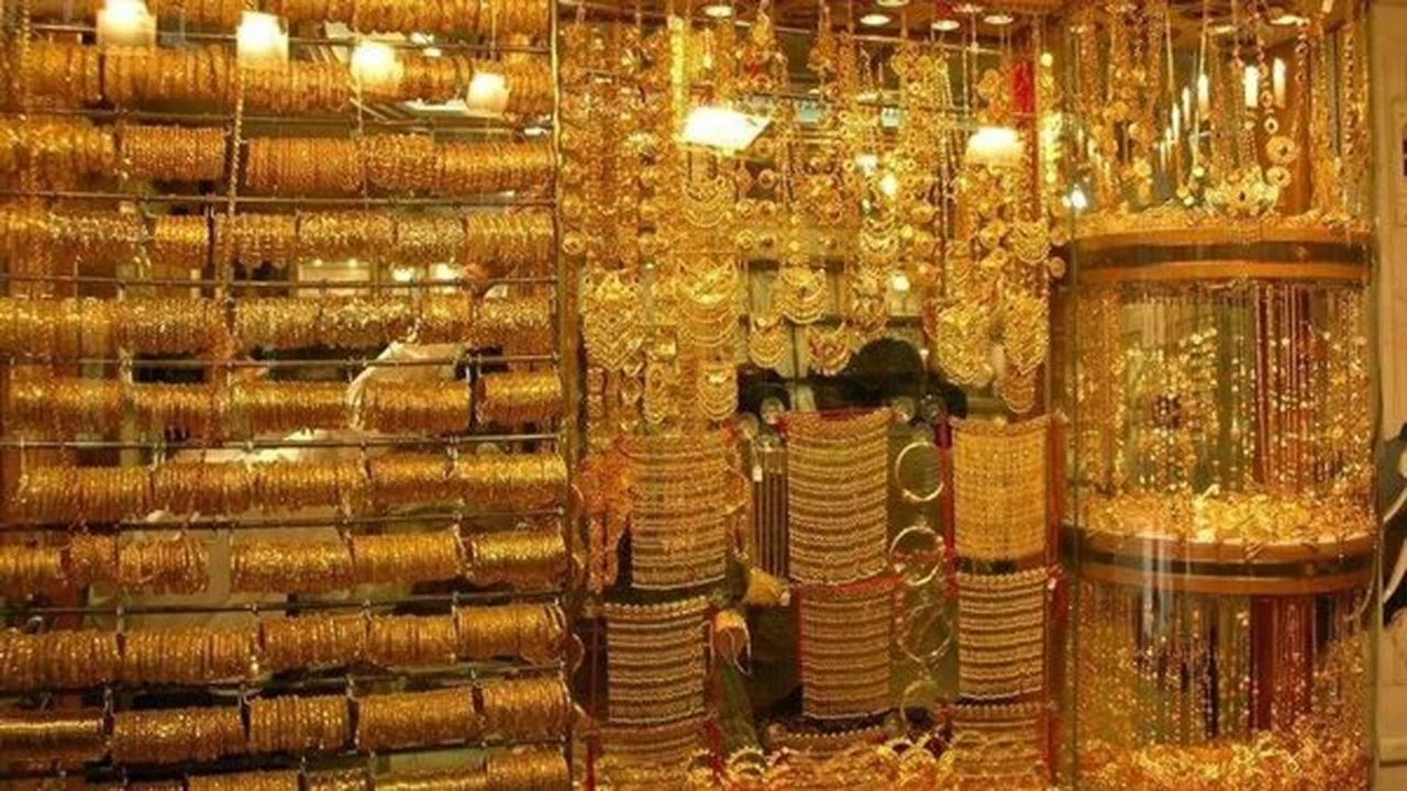 سعر عيار 21 يسجل 7010 جنيهات وسط تحركات هادئة في سوق الذهب